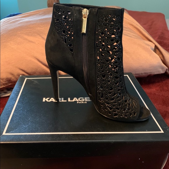 Heels - Picture 1 of 5